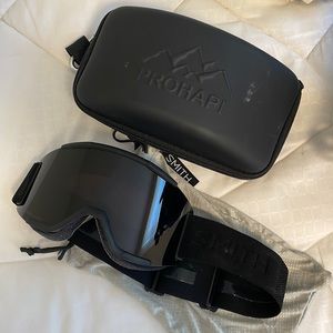 Smith women’s ski goggles